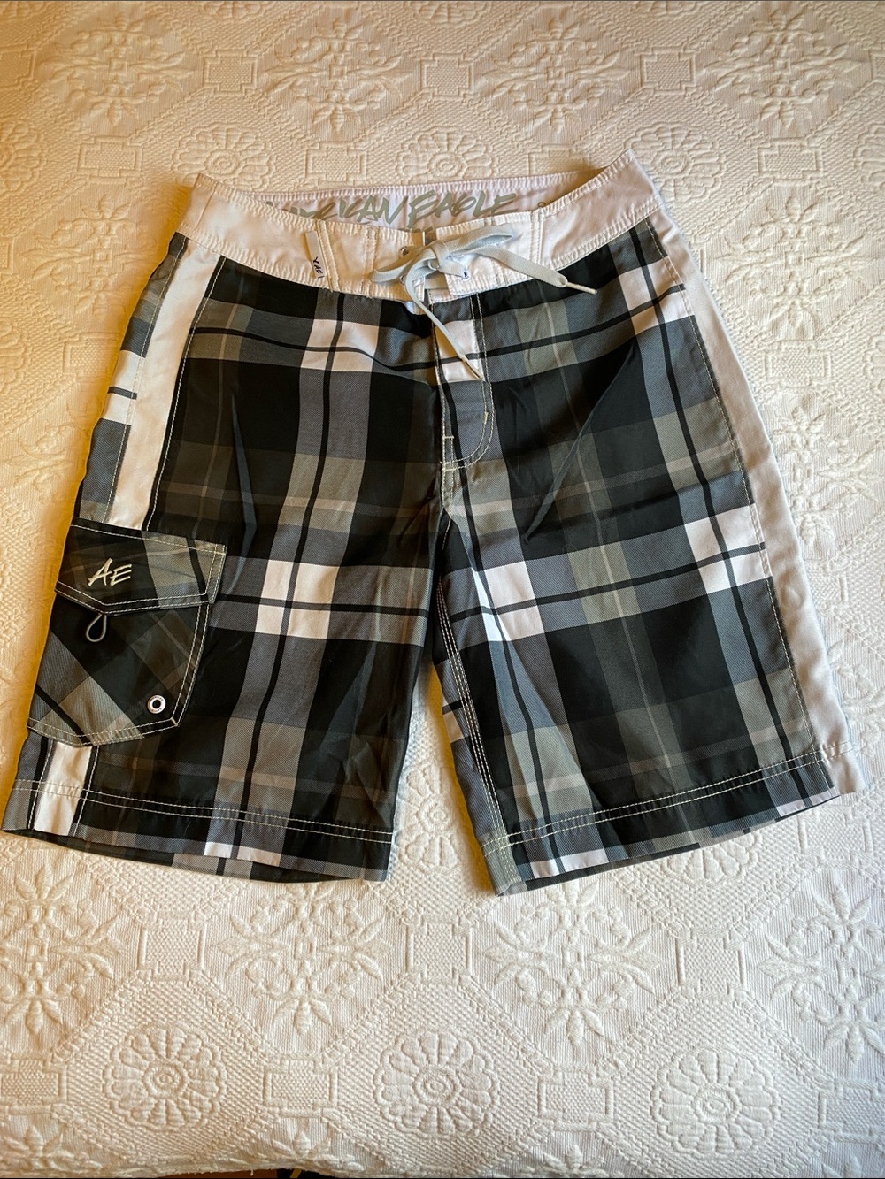 American Eagle Outfitters Black and Gray Plaid Swim Board Shorts